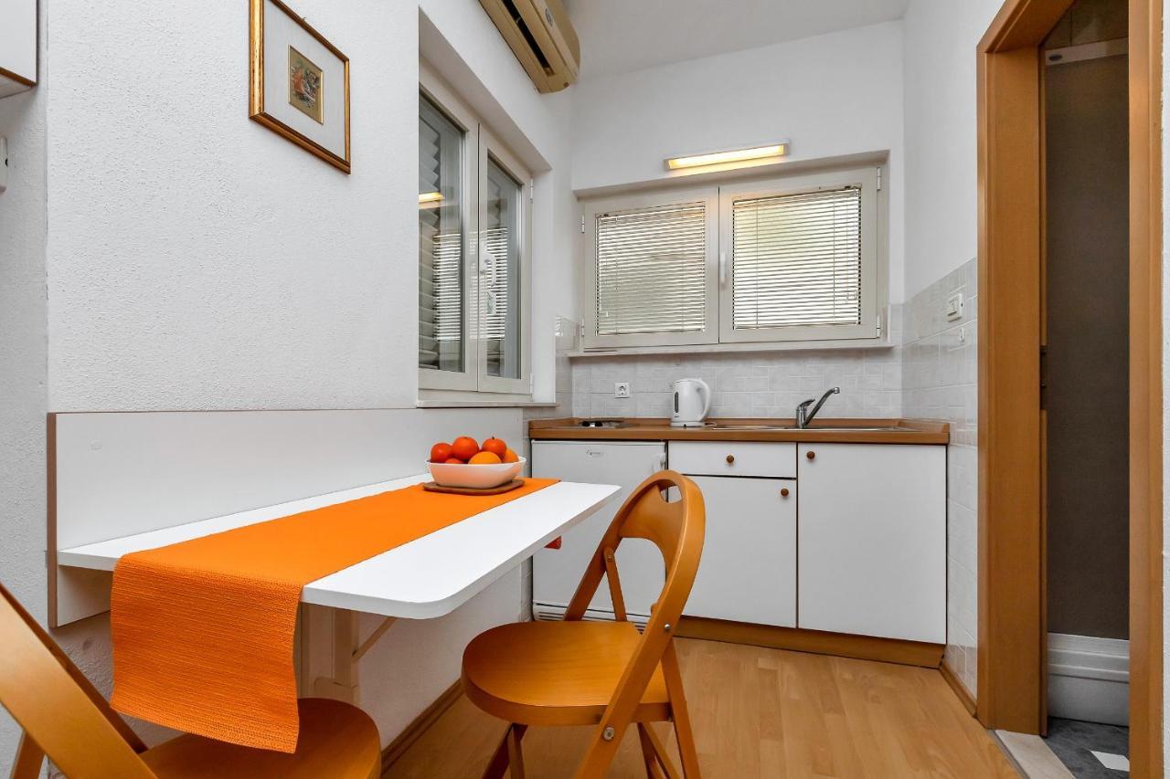 Apartments And Rooms By The Sea Baska Voda, Makarska - 2578 Extérieur photo